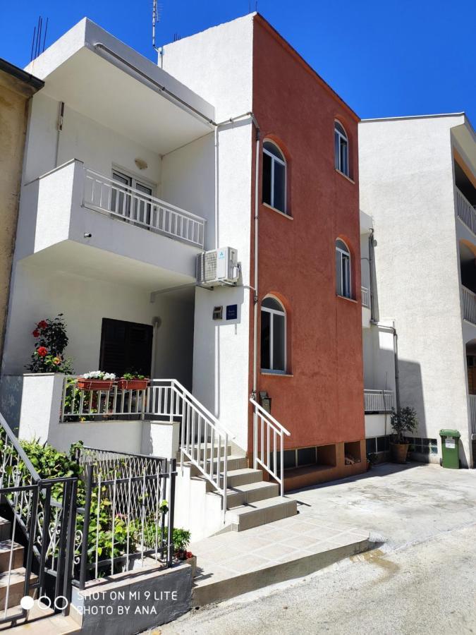 Apartments Jadranka Makarska Exterior photo